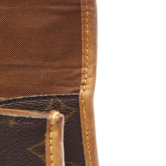 LOUIS VUITTON Brown Monogram Leather Bag - Picture 10 of 10